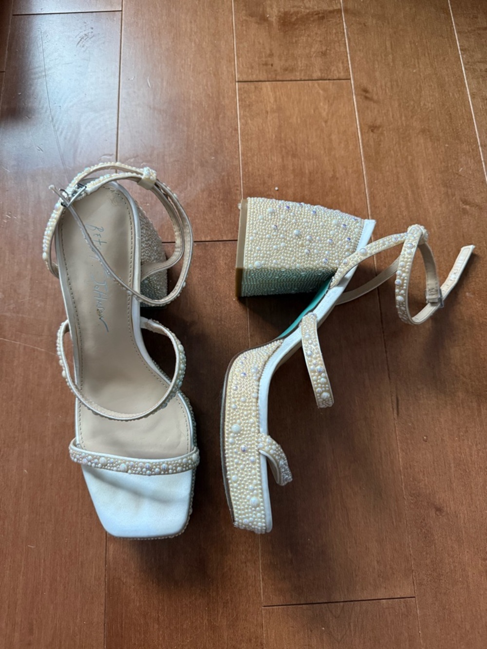 Betsey Johnson pearl strappy block heel dress sandal